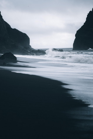 Reynisfjara Iceland Phone Background Image 3513x5269px