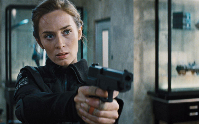 Emily Blunt Widescreen HD Wallpaper 1920x1200px