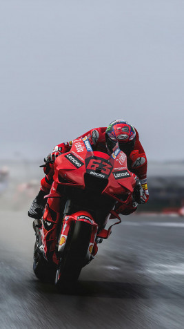 Moto Racing Android Wallpaper 1080x1920px