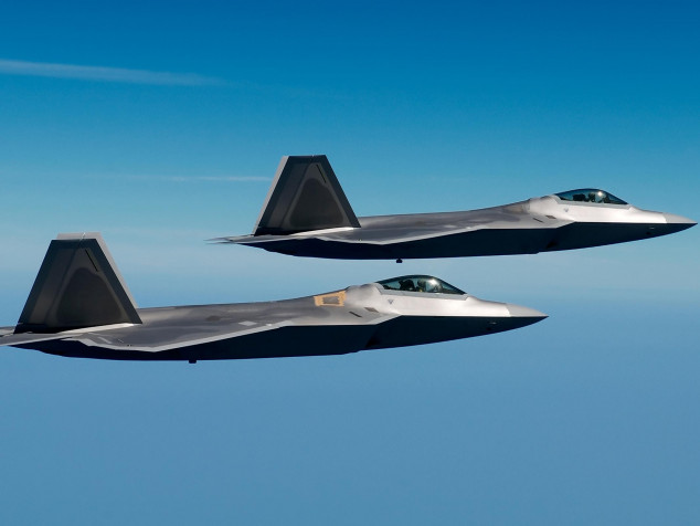 F 22 Raptor Desktop Wallpaper 2133x1600px