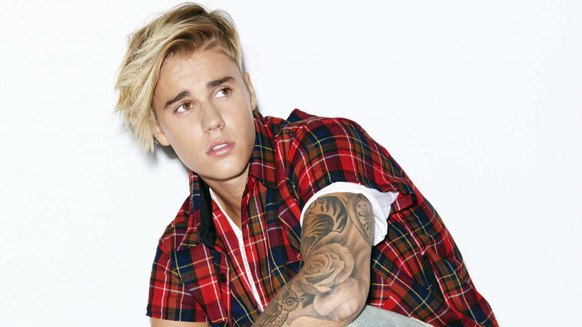 Cute Justin Bieber Full HD 1080p Wallpaper 1920x1080px