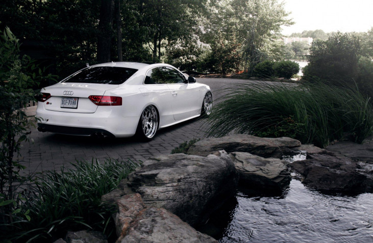 Audi S5 Desktop HD Background 1920x1250px