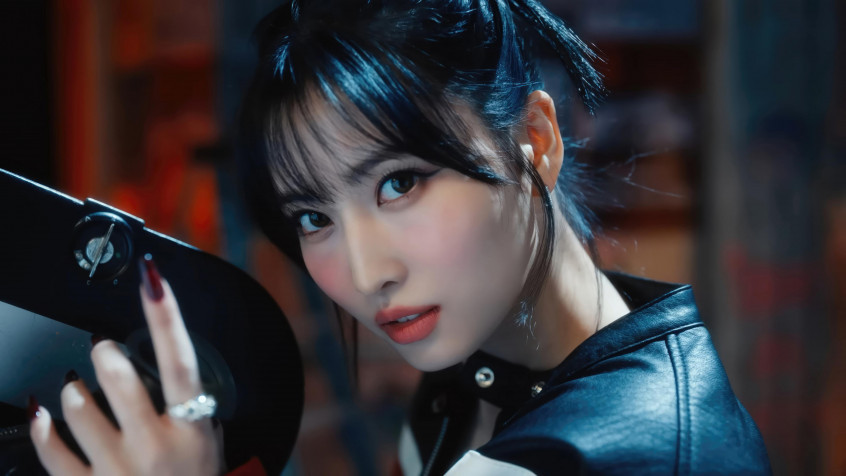 Momo Hirai 4k UHD Wallpaper 3840x2160px