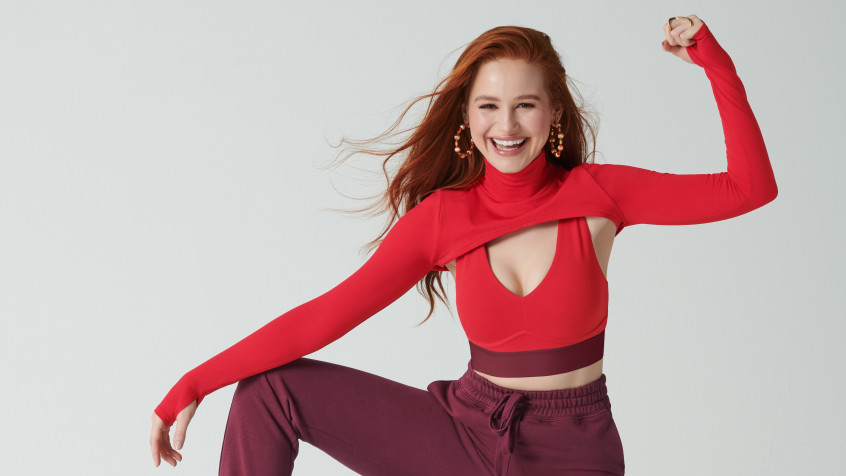 Madelaine Petsch HD Wallpaper 5504x3096px