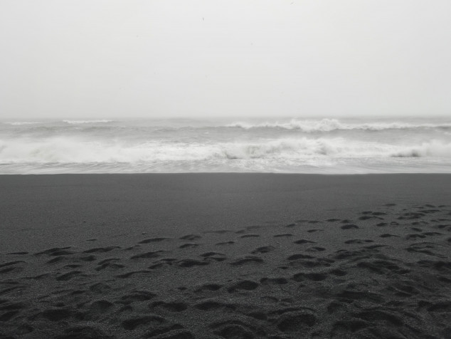 Reynisfjara Iceland MacBook Background 4864x3648px