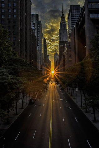 Manhattanhenge iPhone Wallpaper 1072x1606px