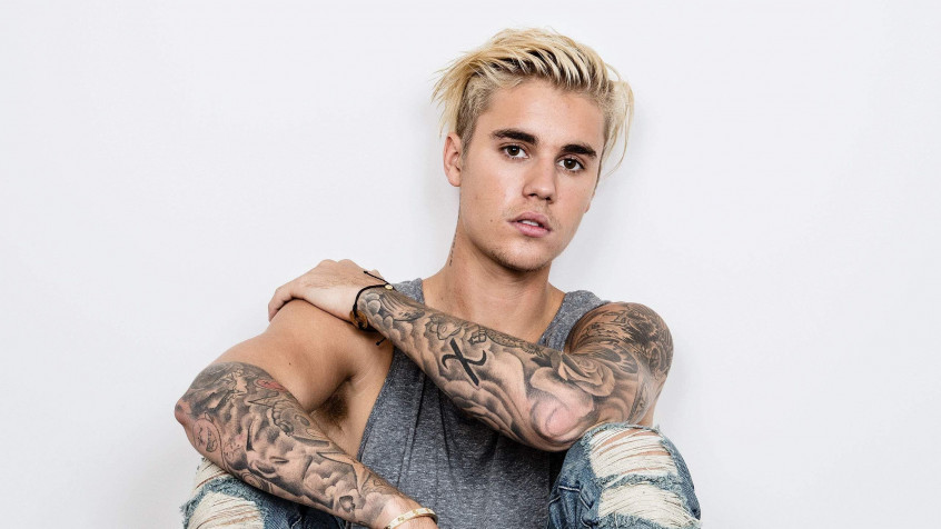 Aesthetic Justin Bieber 2k QHD Wallpaper 2560x1440px