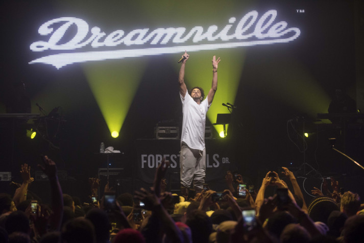 Cool J Cole Background Image 6016x4016px