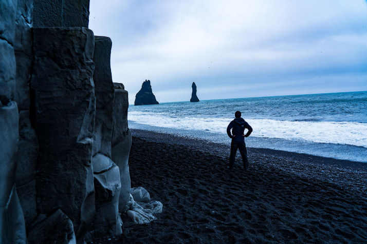 Reynisfjara Iceland MacBook Wallpaper 2500x1667px