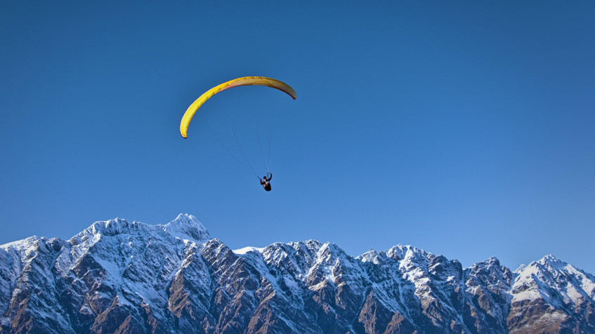 Paragliding Desktop Wallpaper 3840x2159px