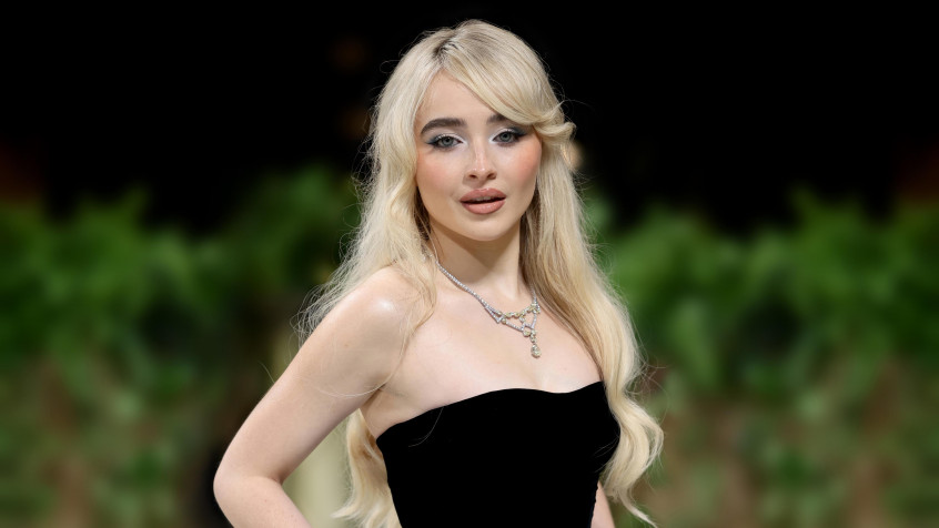 Sabrina Carpenter 4k UHD Wallpaper 3840x2160px