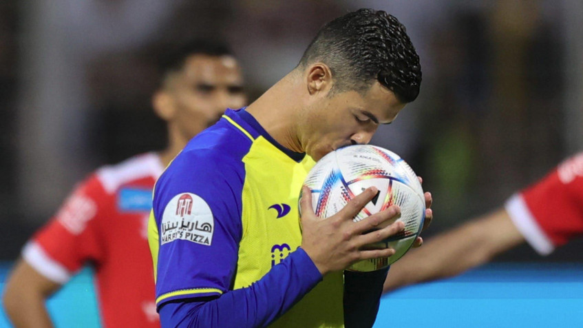 Cristiano Ronaldo Al Nassr Full HD 1080p Wallpaper 1920x1080px