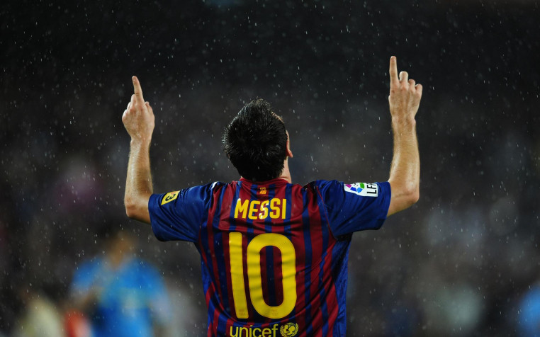 Cool Lionel Messi Widescreen HD Wallpaper 1920x1200px