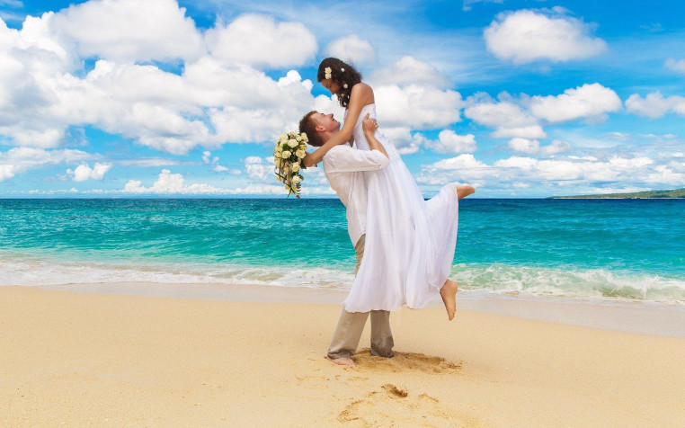 My Happy Marriage Laptop Wallpaper 2560x1600px