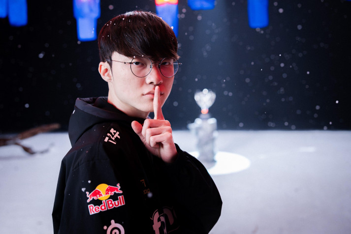 Faker MacBook Wallpaper 4096x2732px