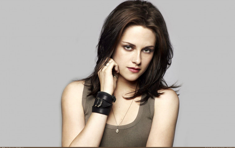 Kristen Stewart MacBook Wallpaper 2560x1612px