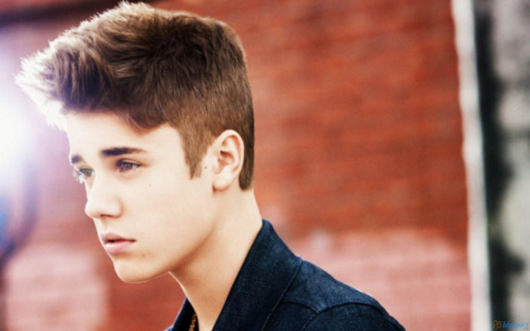 Cute Justin Bieber Widescreen HD Wallpaper 1920x1200px