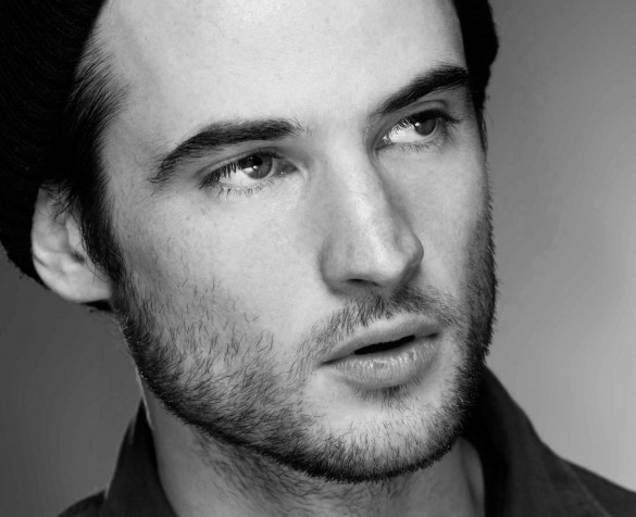 Tom Sturridge HD Wallpaper 1980x1612px