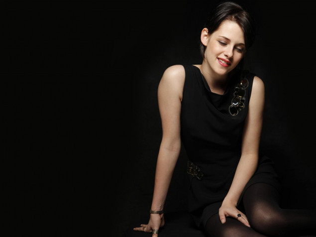 Kristen Stewart MacBook Wallpaper 1920x1440px