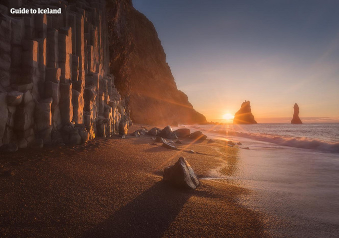 Reynisfjara Iceland MacBook Wallpaper 1326x933px