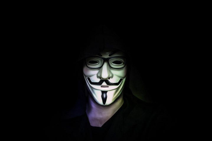 Hacker MacBook Wallpaper 4928x3264px