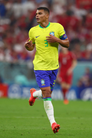 Thiago Silva Wallpaper for Mobile 1366x2048px