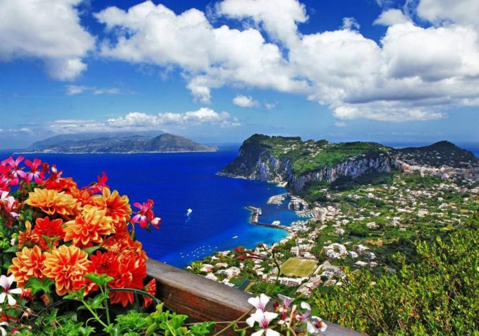 Capri Italy Background Image 1140x800px