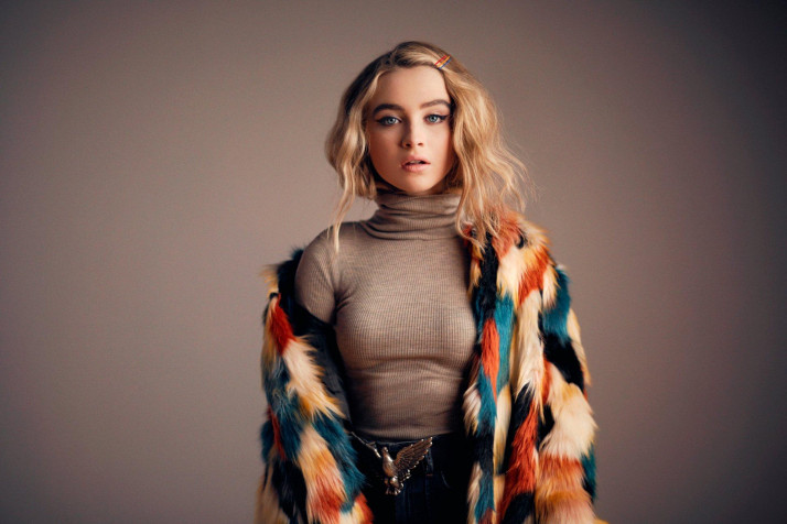 Sabrina Carpenter HD Wallpaper 1920x1280px