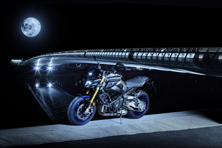 Yamaha MacBook Background 4000x2667px