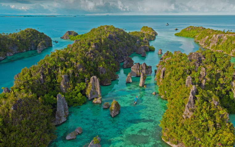 Raja Ampat Retina Widescreen Wallpaper 2880x1800px