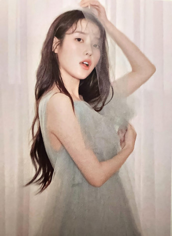 Iu Vogue Android Wallpaper Image 1492x2048px