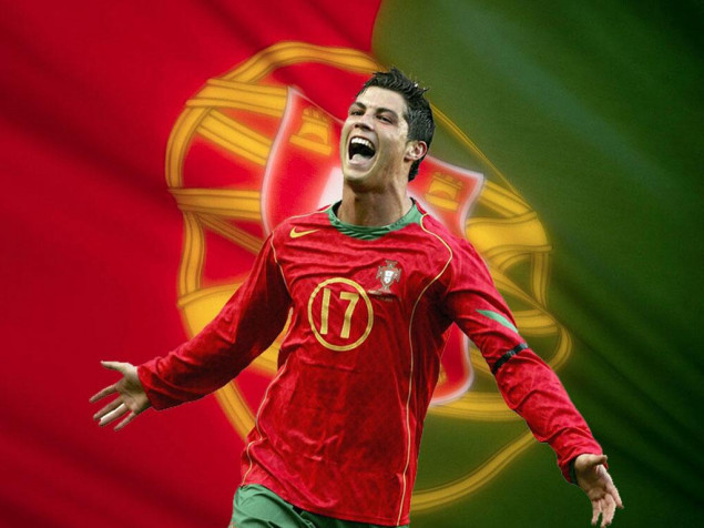 Cr 7 Ronaldo Desktop Wallpaper 1024x768px