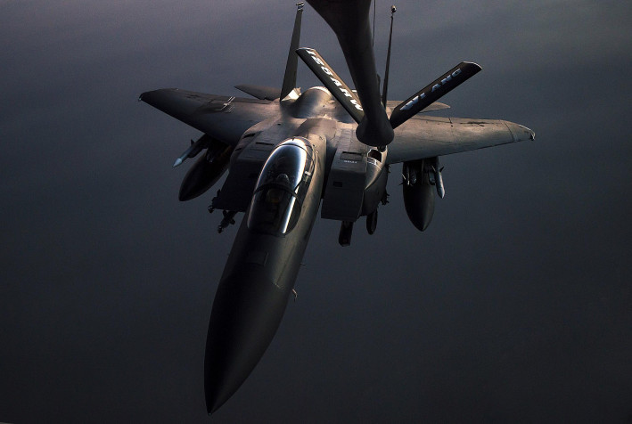 F15 Eagle MacBook Background 2560x1719px