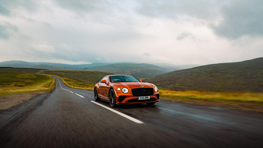 Bentley Desktop Background 2500x1406px