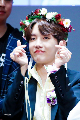 Cute Bts J Hope Android Wallpaper Image 1200x1800px