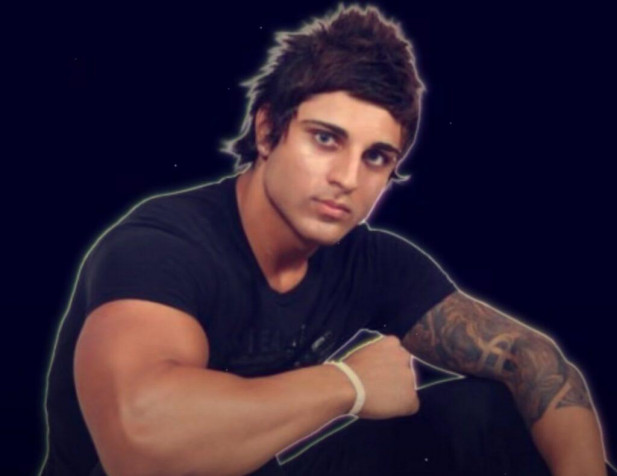 Zyzz HD Background 1024x790px