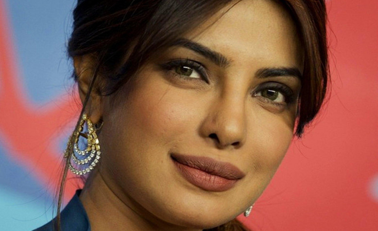 Priyanka Chopra Wallpaper Image 1920x1175px