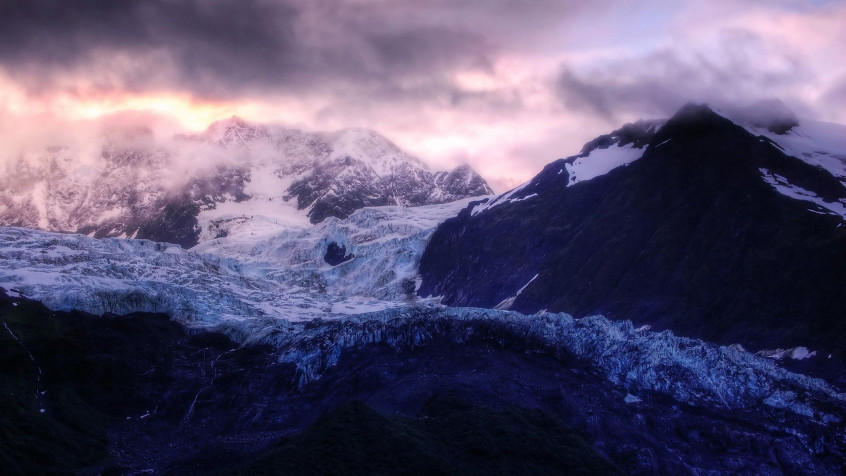 Glacier 2k QHD Wallpaper 2560x1440px