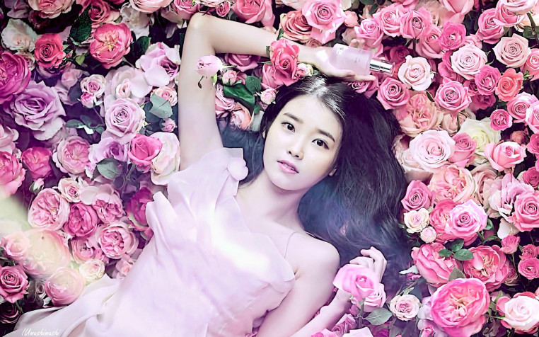 Iu Vogue Widescreen HD Wallpaper 1920x1200px