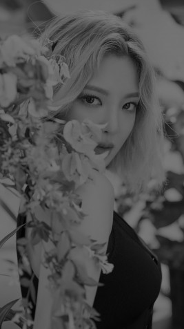 Hyoyeon Wallpaper for Mobile 1080x1920px