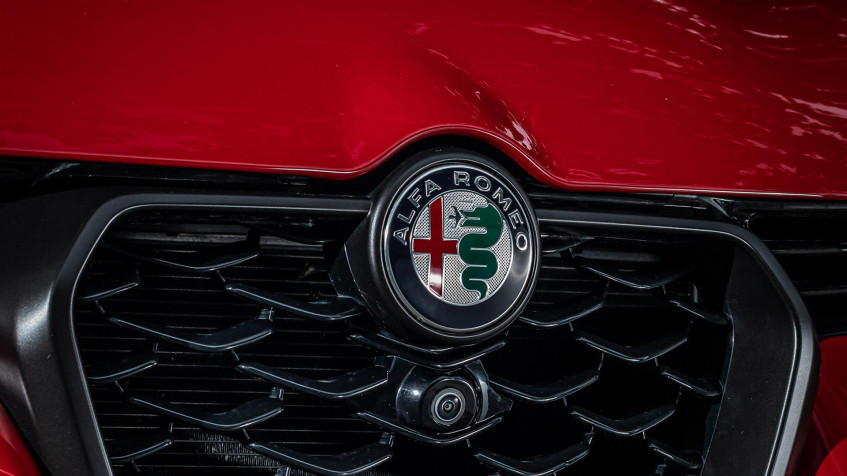 Title Alfa Romeo Full HD 1080p Wallpaper 1920x1080px