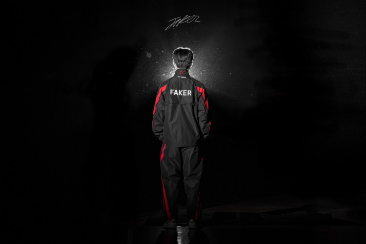 Faker Laptop Wallpaper 4096x2731px