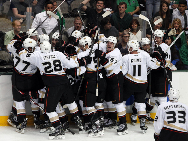 Anaheim Ducks Desktop Wallpaper 3000x2252px