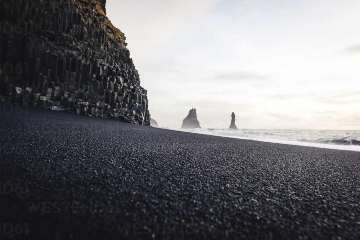 Reynisfjara Iceland MacBook Wallpaper 1232x823px