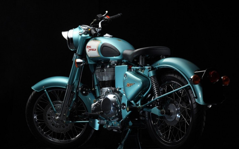 Royal Enfield Bullet Widescreen HD Wallpaper 1920x1200px