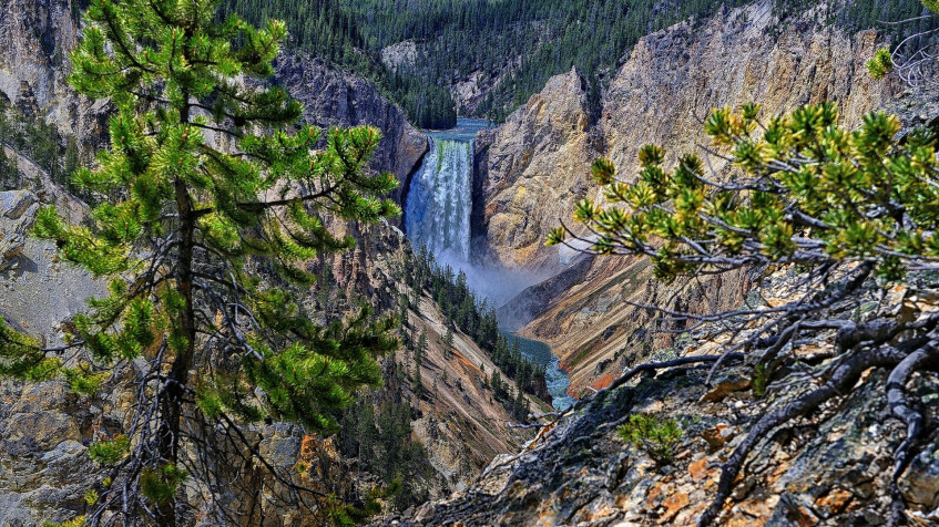 Yellowstone National Park Full HD 1080p Wallpaper 1920x1080px