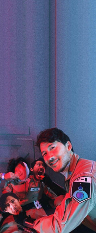 Markiplier iPhone Background Image 843x2048px