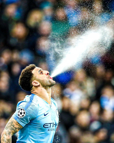 Kyle Walker Android Wallpaper 1080x1350px