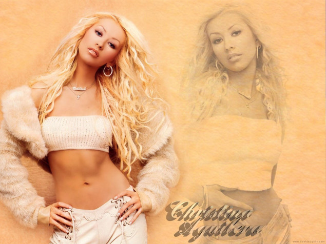 Christina Aguilera Desktop Background 1600x1200px