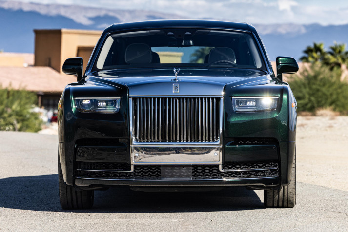 Rolls Royce Desktop Wallpaper 4000x2668px